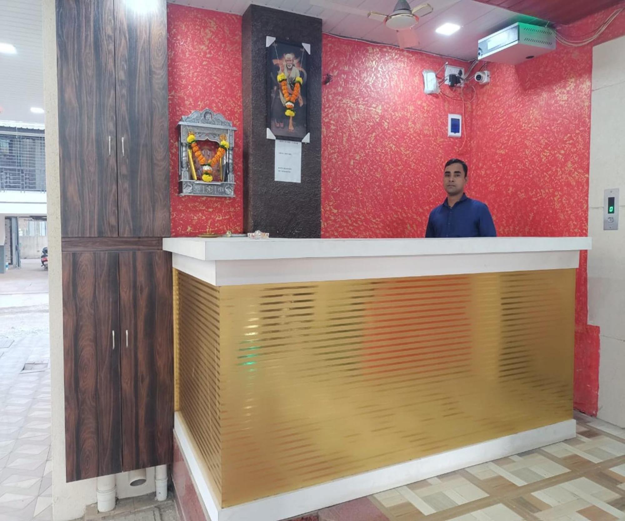 Hotel Om Sai Navi Mumbai Exterior photo